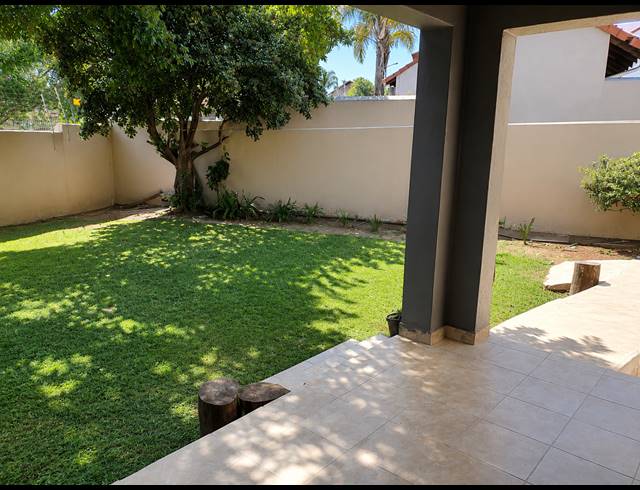 2 BEDROOM TOWNHOUSE FOR SALE IN EDEN GLEN